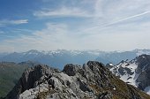 10 Panorama verso l'Adamello